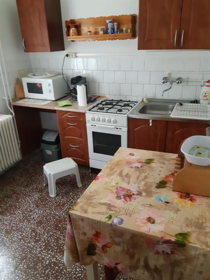 Laciház Igal Exterior foto
